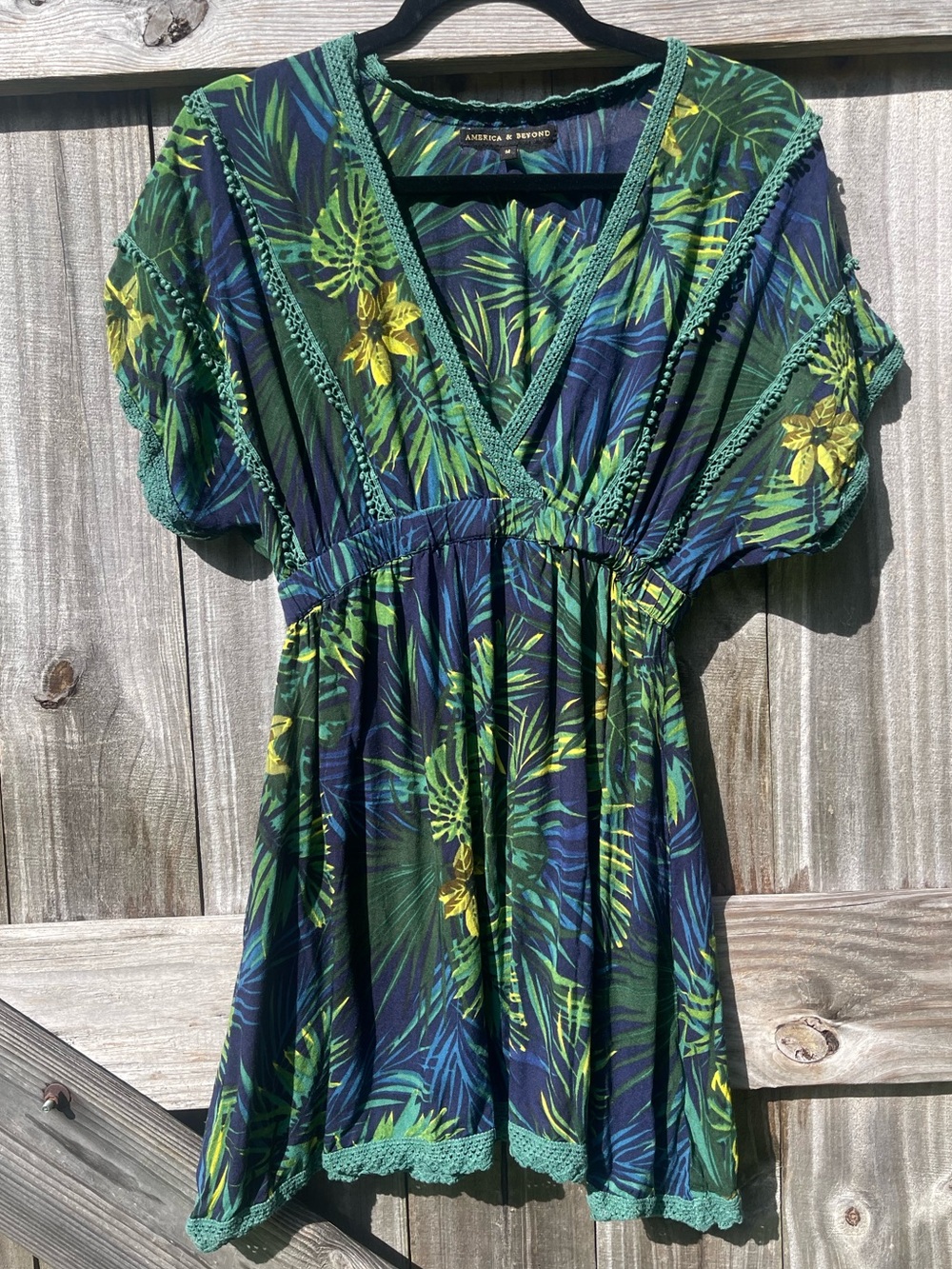 Tropical Green Floral Mini Dress by AMERICA & BEYOND Sz M